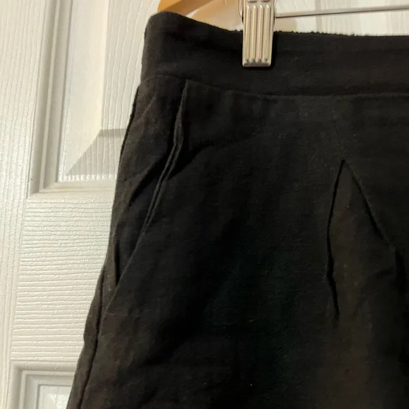 Linen Shorts - Picture 4 of 4